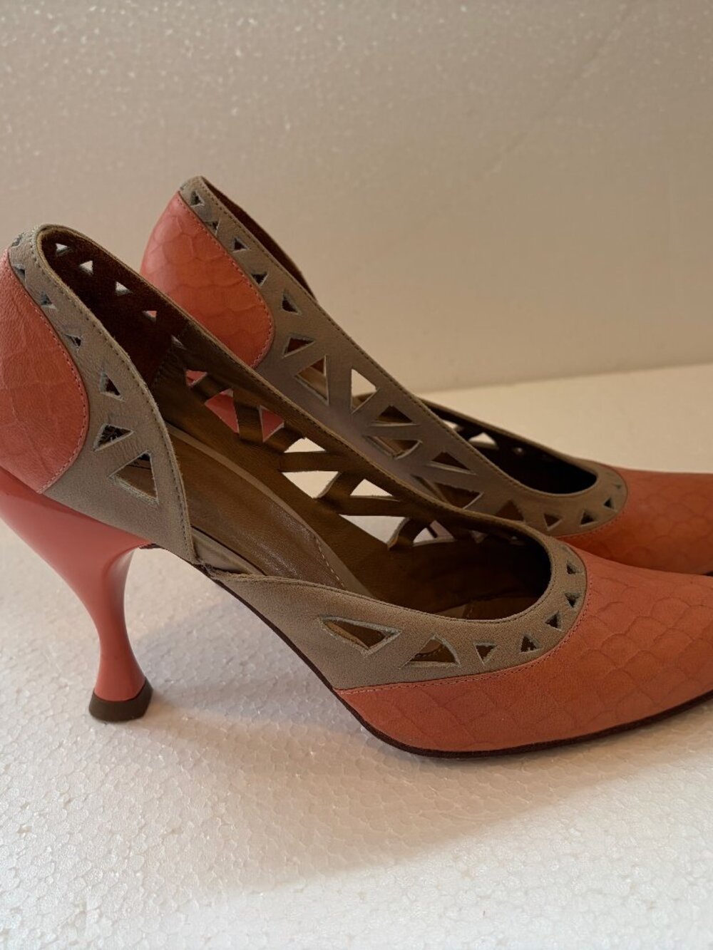 John Fluevog Heels "Rhon" (Coral Pink and Beige; Size 9)